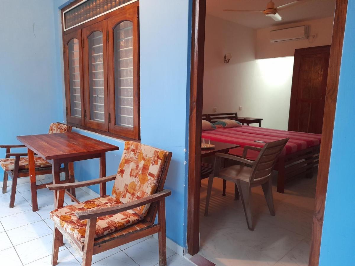 Hotel Santis Hikkaduwa Bagian luar foto