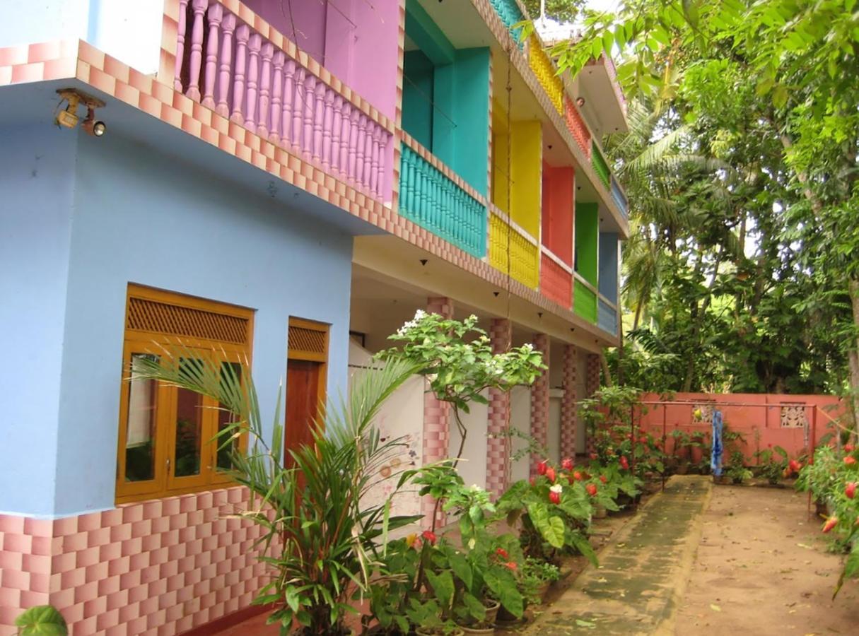 Hotel Santis Hikkaduwa Bagian luar foto