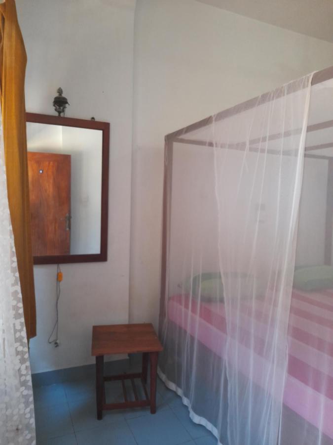 Hotel Santis Hikkaduwa Bagian luar foto